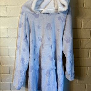 Cozy Disney Hooded Sleepwear with Pockets